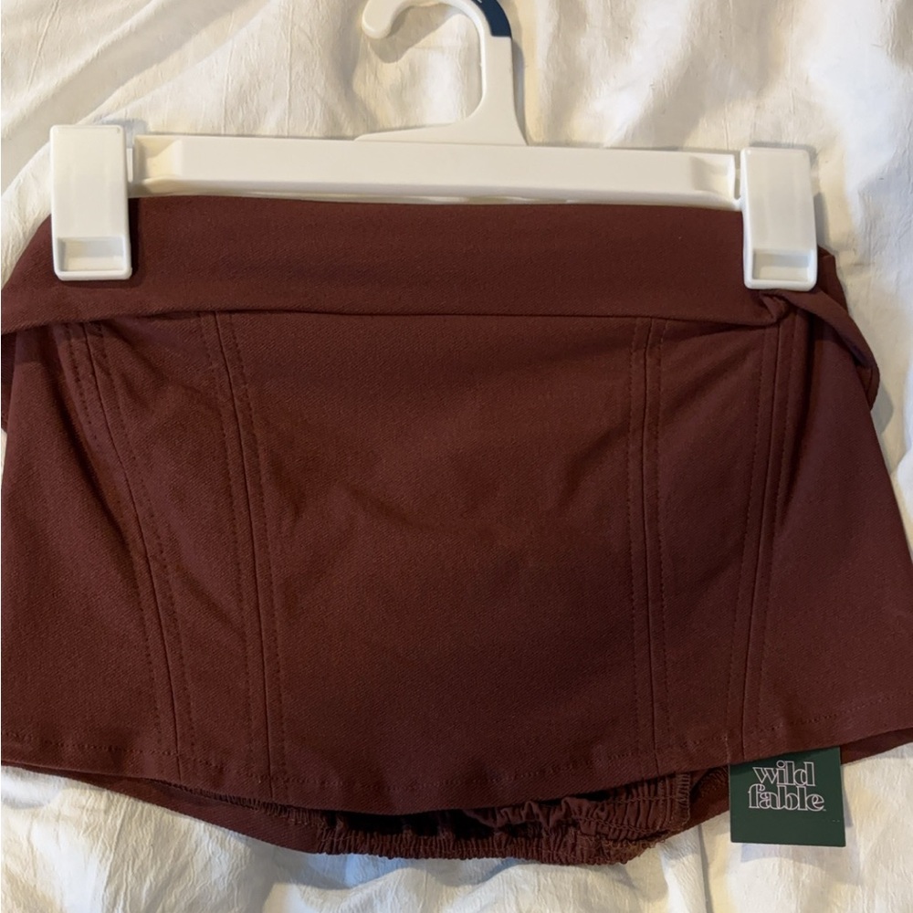 WILD FABLE- SIZE L-DARK BROWN CROPPED SHIRT